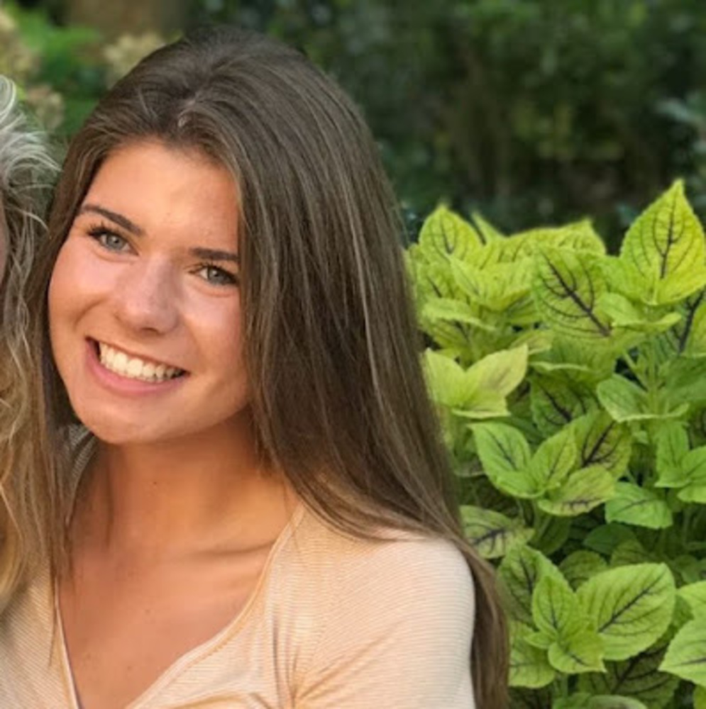 Meet your Posher, Isabelle